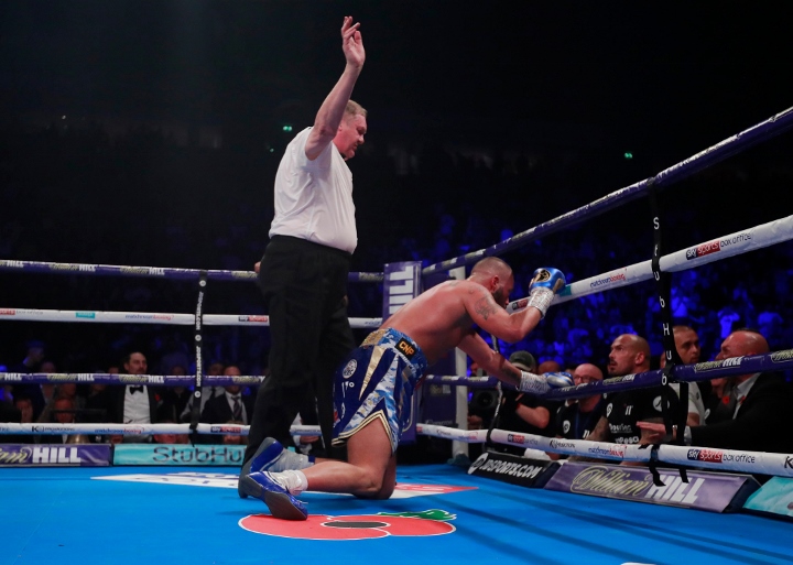 Photos: Usyk Secures a Brutal Knockout of Bellew - HUGE Gallery